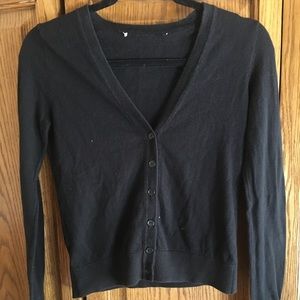 Cropped V Neck Cardigan